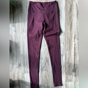 Victoria Secret Athletic Leggings with Pockets In a Plumy Purple Size 2